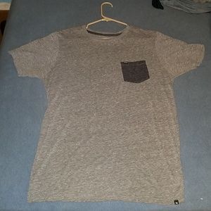 Hurley pocket tee size large L